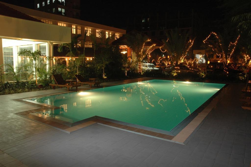 Mandalay City Hotel Zewnętrze zdjęcie